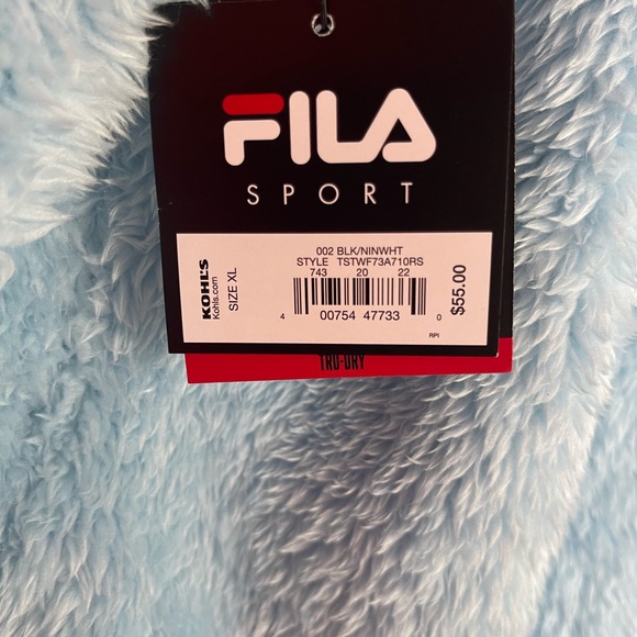 Baby Blue Faux Fur Fila Pull Over Size XL Woman’s - Picture 6 of 8